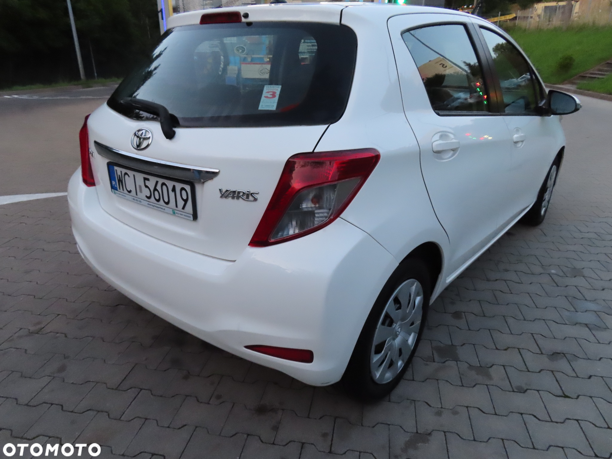 Toyota Yaris 1.4 D-4D - 11