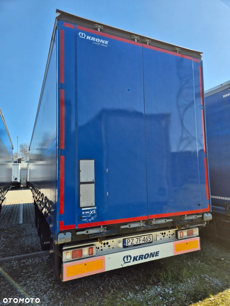 Krone Standard 2021, Nowe plandeki boczne - 3