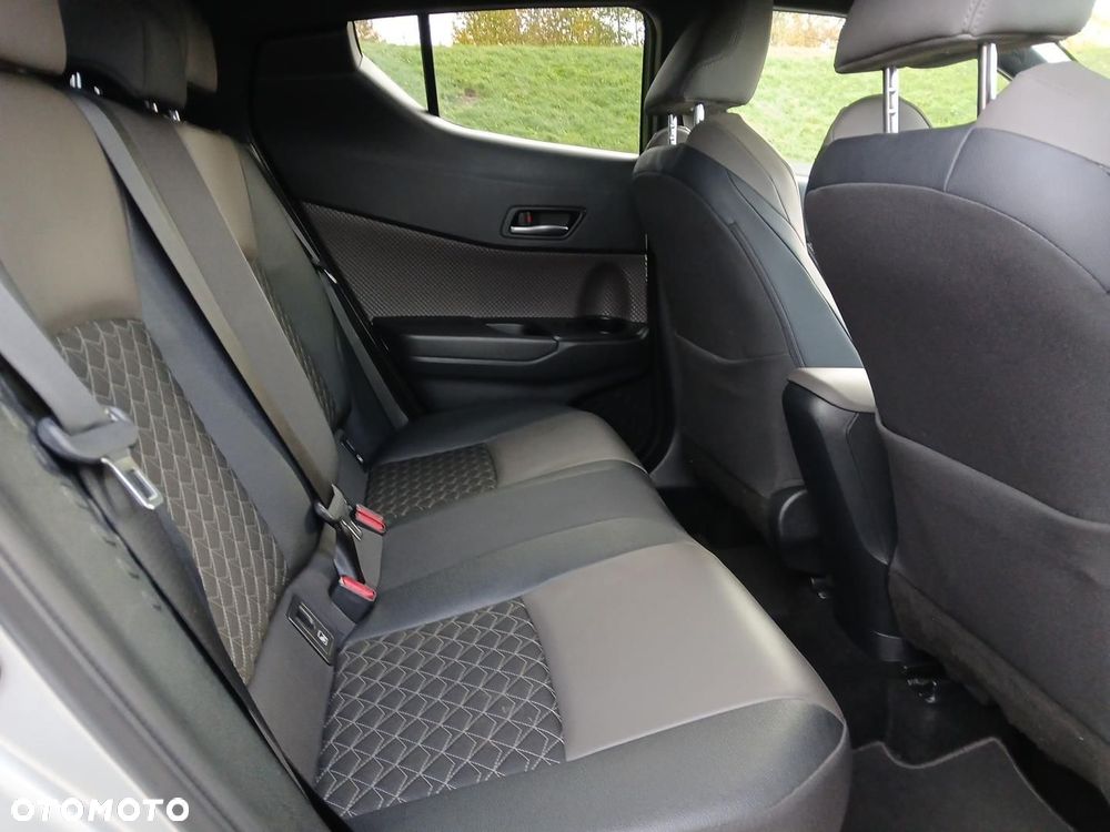 Toyota C-HR 2.0 Hybrid Executive - 10