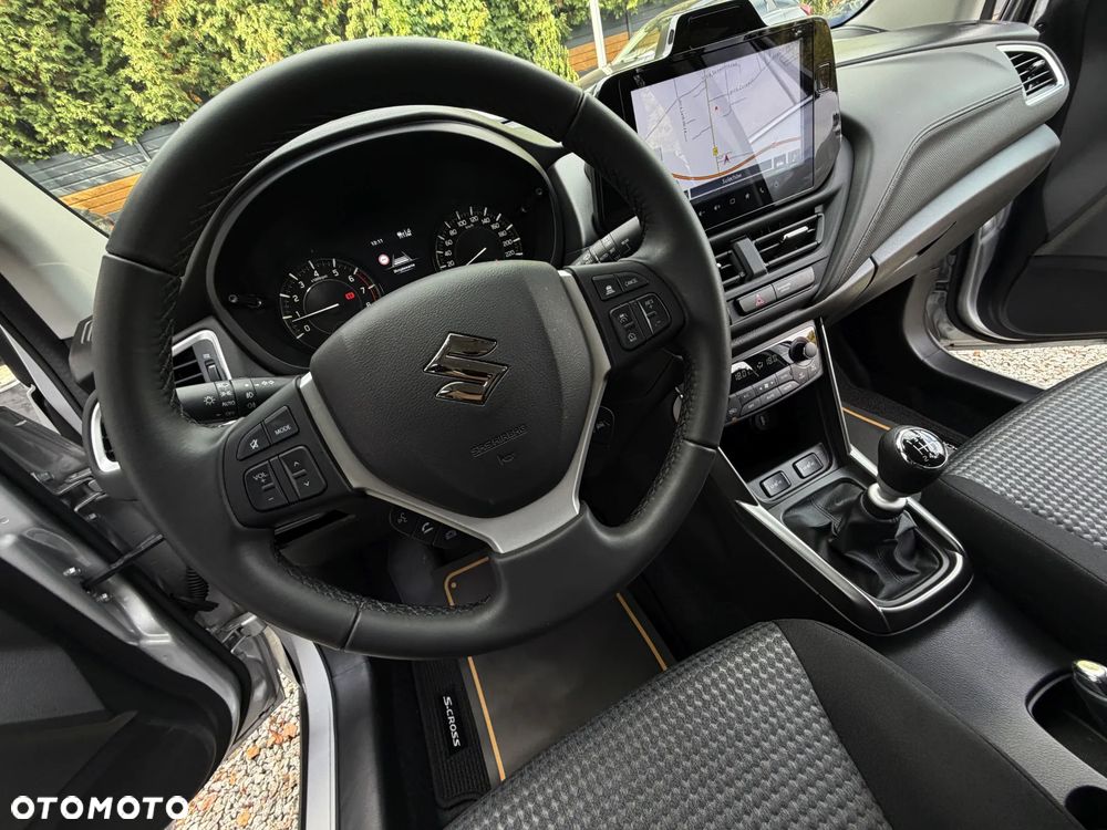 Suzuki SX4 S-Cross - 28