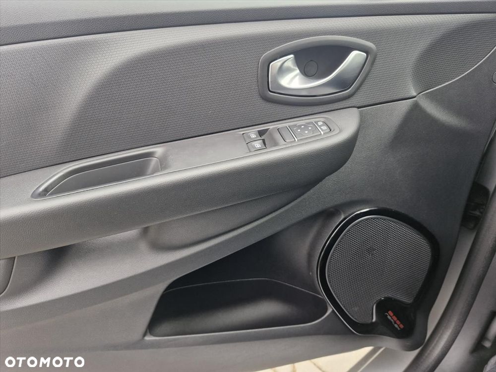 Renault Clio 0.9 Energy TCe Limited 2018 - 16