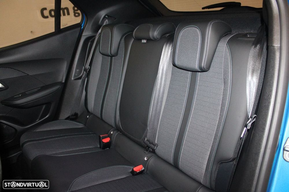 Peugeot e-2008 50 kWh Allure Pack - 30