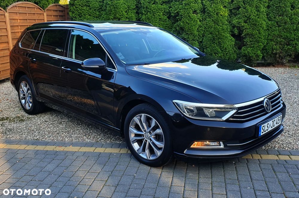 Volkswagen Passat - 1