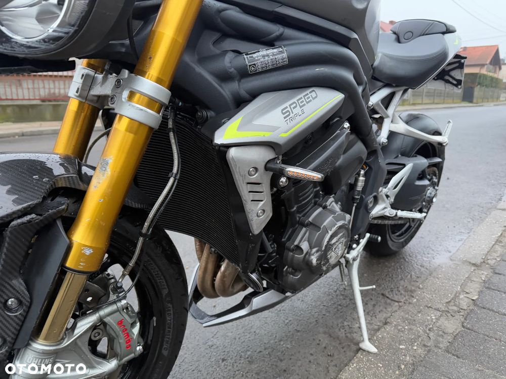 Triumph Speed Triple - 22