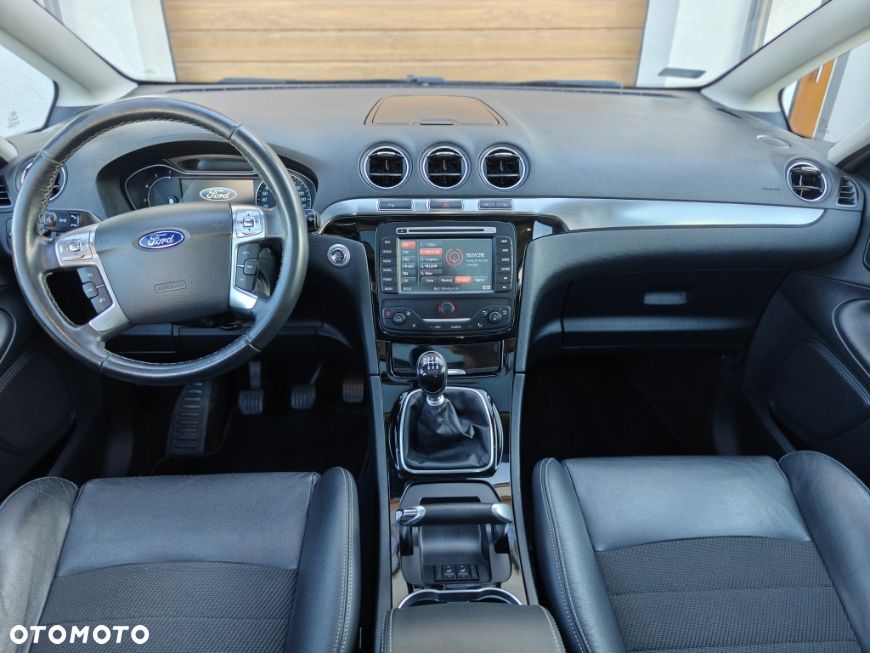 Ford S-Max 2.0 TDCi DPF Titanium X - 25