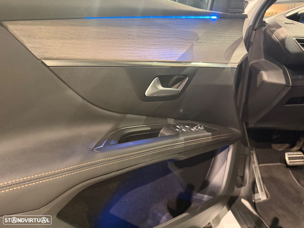 Peugeot 5008 2.0 BlueHDi GT Line EAT8 - 16