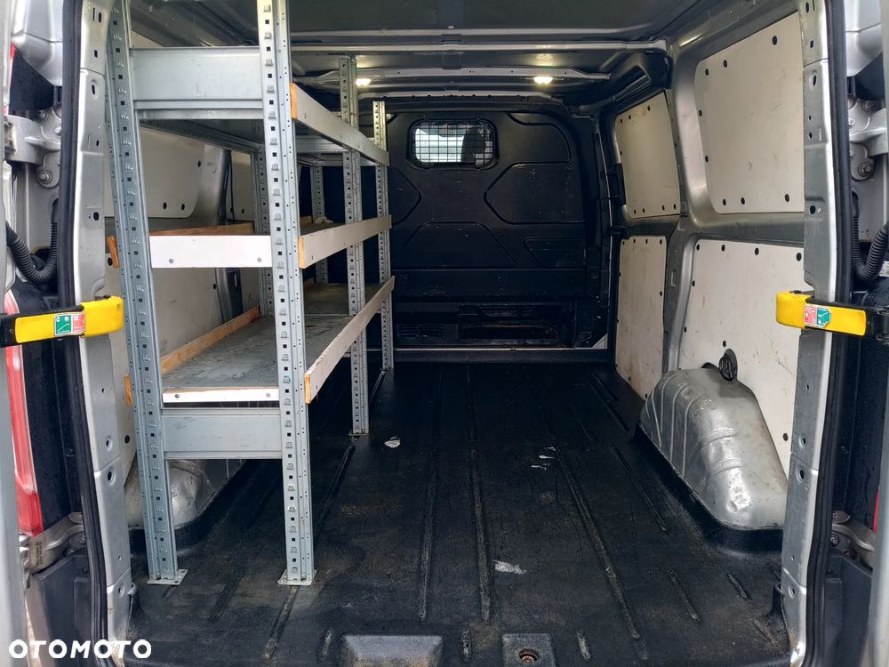 Ford Transit Custom - 12