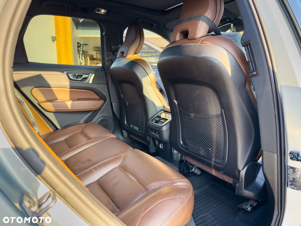 Volvo XC 60 T5 AWD Inscription - 17