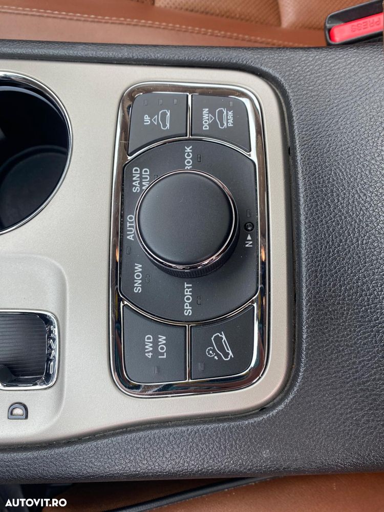 Jeep Grand Cherokee 3.0 TD AT Overland - 23