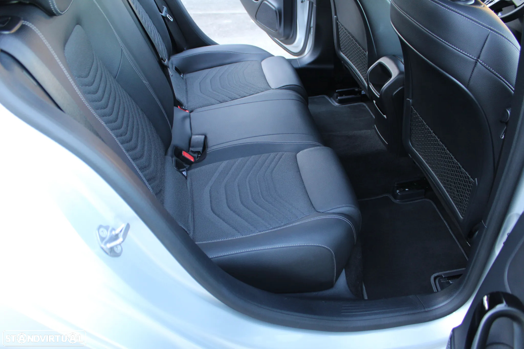 Mercedes-Benz A 180 d Style Plus Aut. - 43
