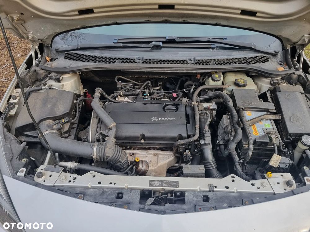 Opel Astra 1.6 T Enjoy - 8