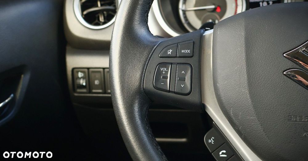 Suzuki Vitara - 21