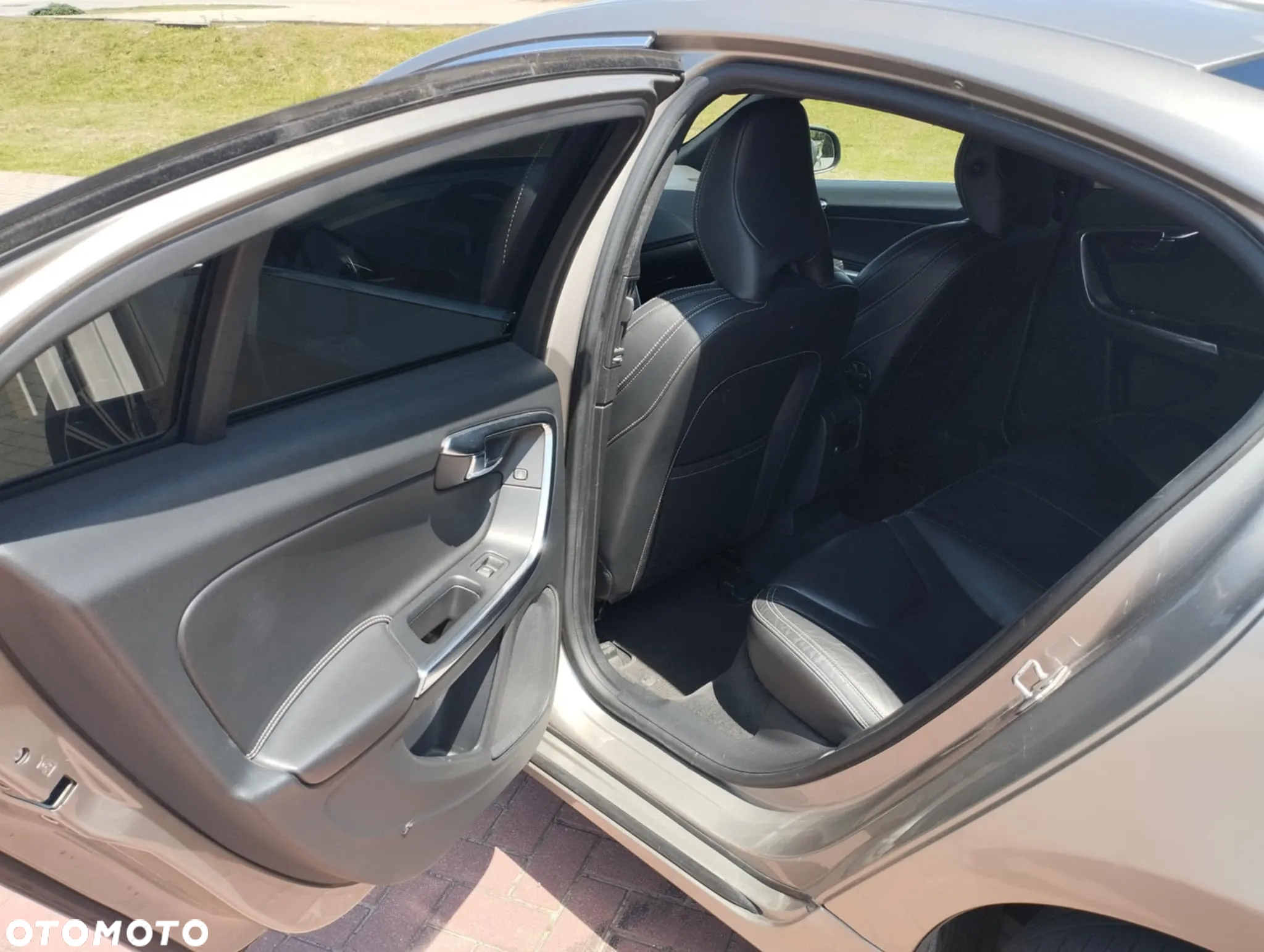 Volvo S60 - 14