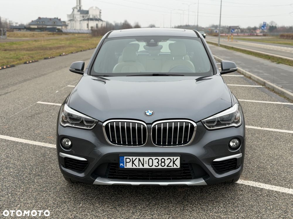 BMW X1 xDrive20i xLine sport - 3