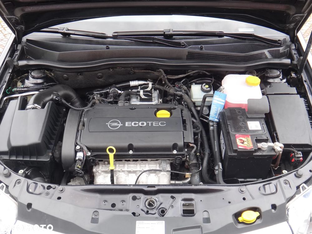 Opel Astra 1.6 Innovation - 35