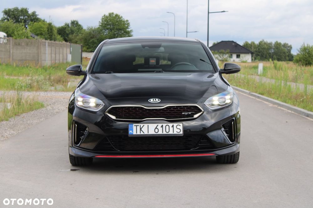 Kia ProCeed - 14