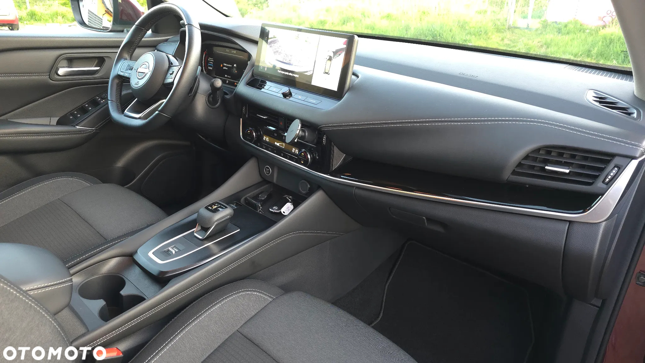 Nissan Qashqai 1.3 DIG-T mHEV N-Connecta Xtronic - 10