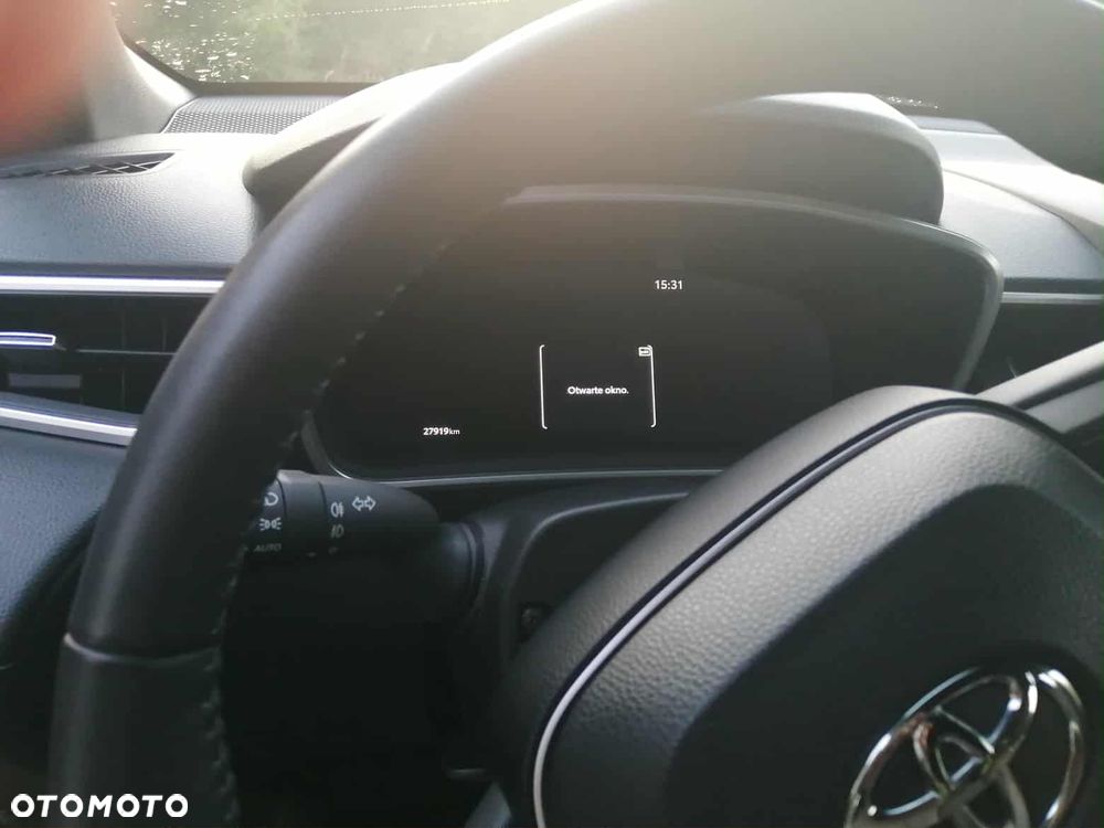 Toyota Corolla Cross 2.0 Hybrid Style AWD - 19