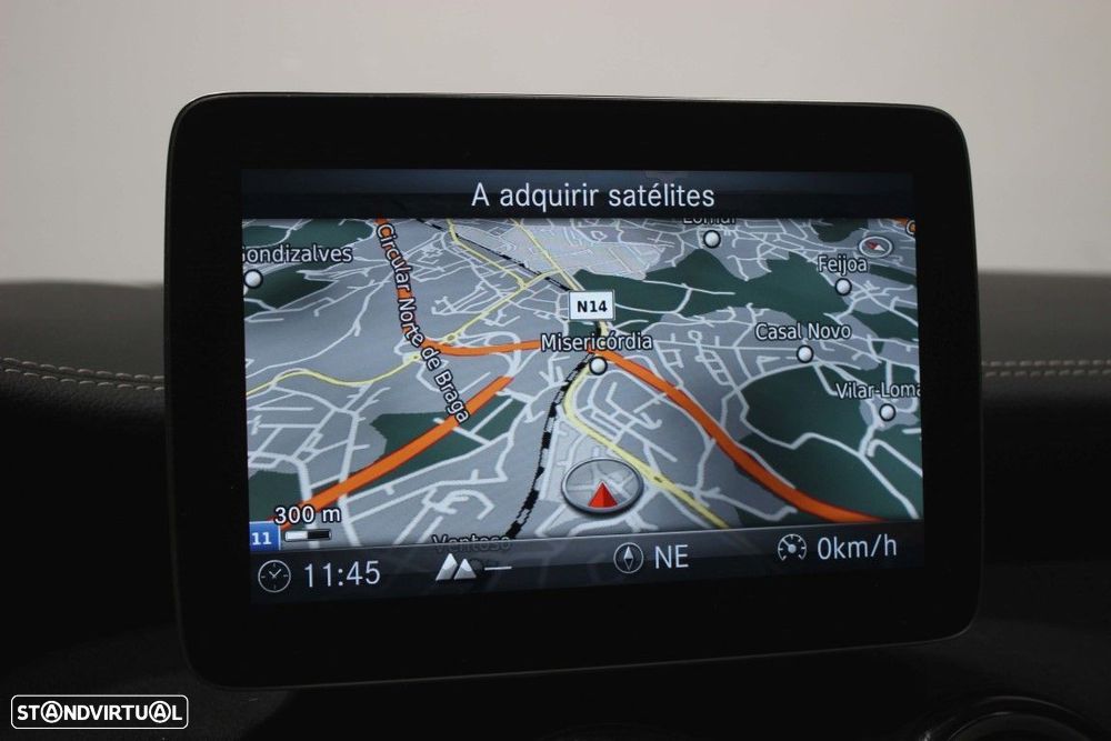 Mercedes-Benz CLA 220 - 35