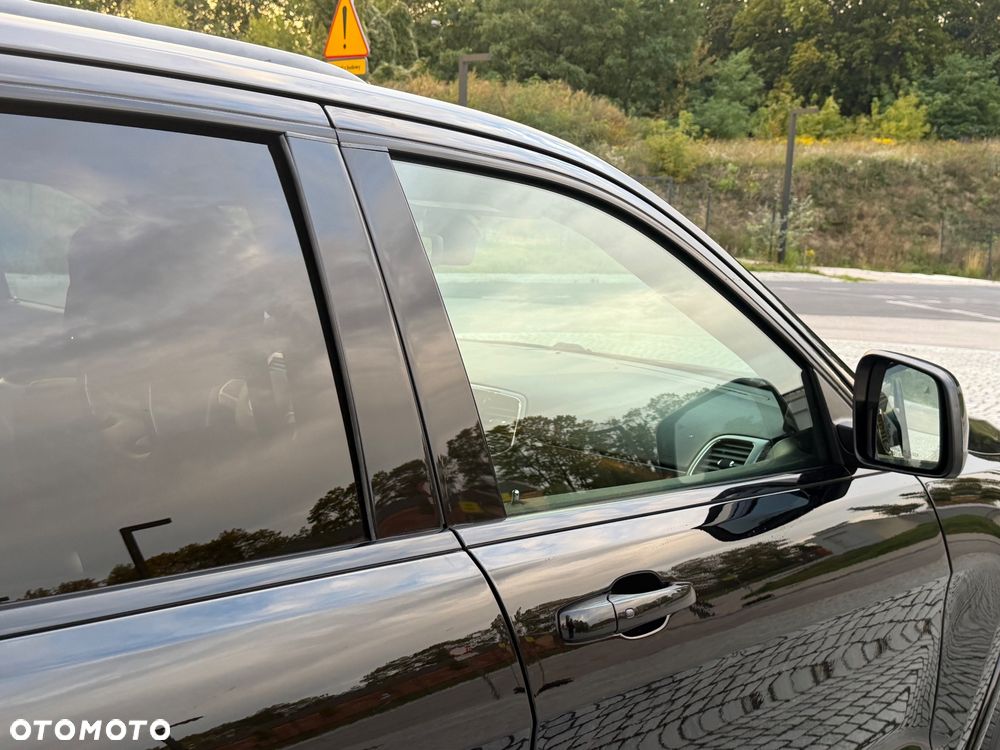 Jeep Grand Cherokee - 29
