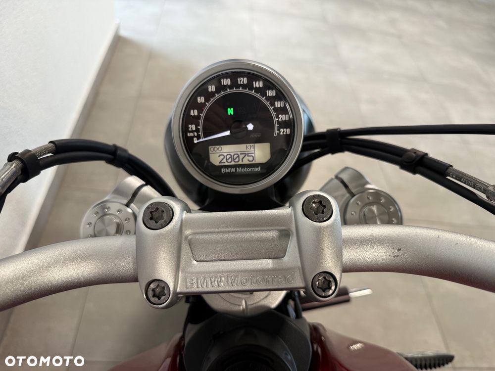 BMW R - 8