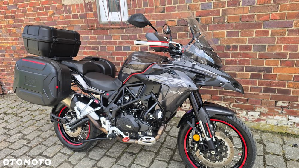 Benelli TRK 502X - 28