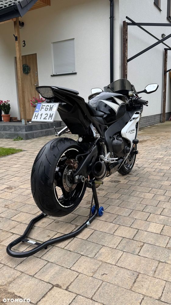 Honda CBR - 4