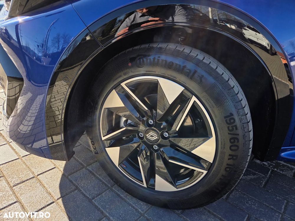 Renault Clio TCe 115 Techno - 25