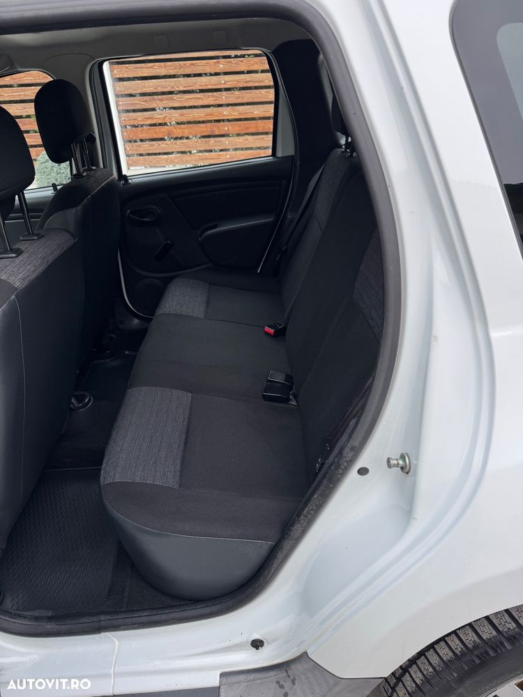 Dacia Duster 1.6 4x2 Prestige - 14