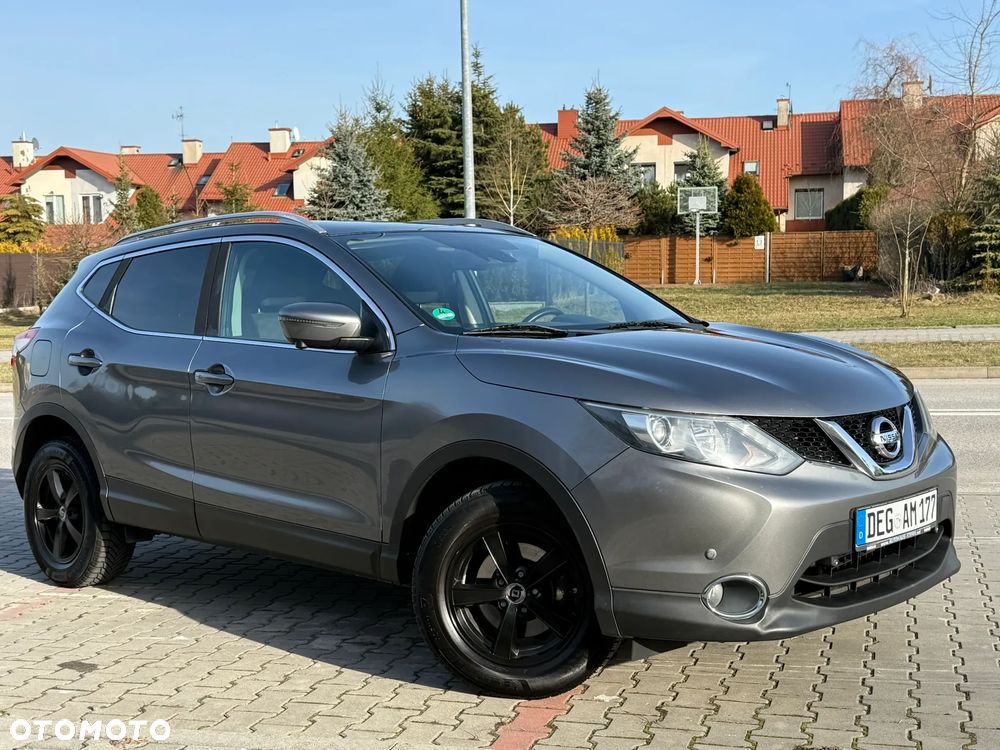 Nissan Qashqai 1.5 dCi TEKNA - 9