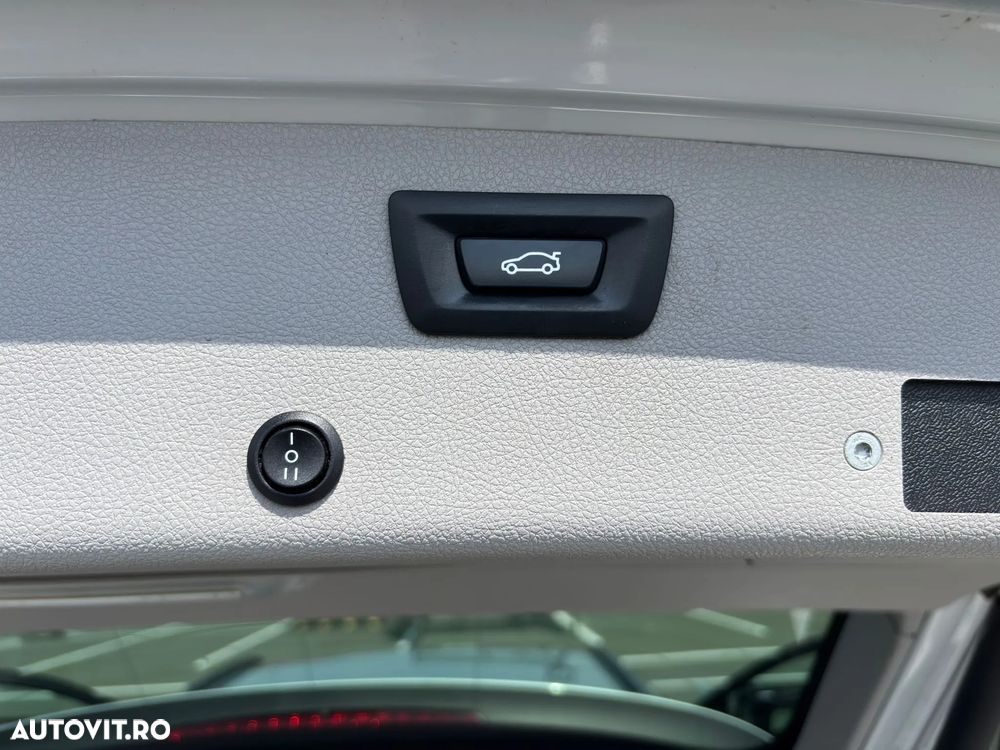 BMW Seria 3 318d Aut. - 8