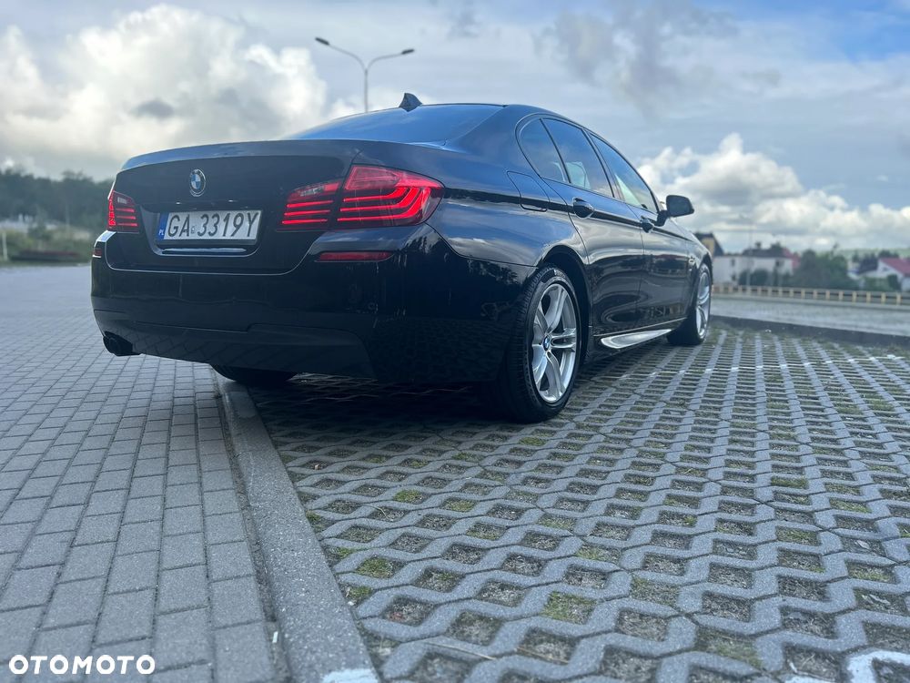 BMW Seria 5 520d xDrive - 7
