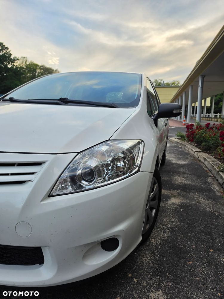 Toyota Auris 1.4 D-4D Life - 5
