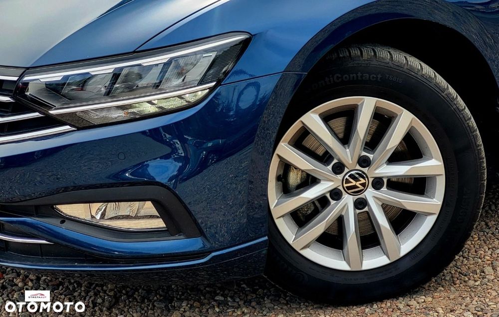 Volkswagen Passat - 27