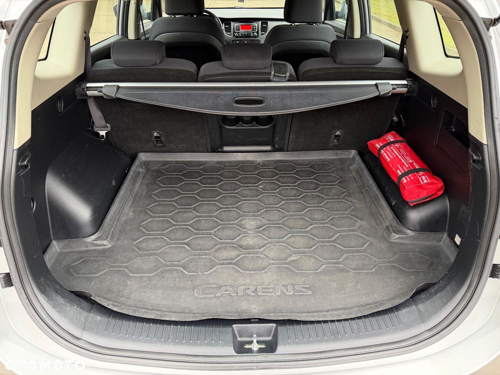 Kia Carens 1.7 CRDi Vision - 11