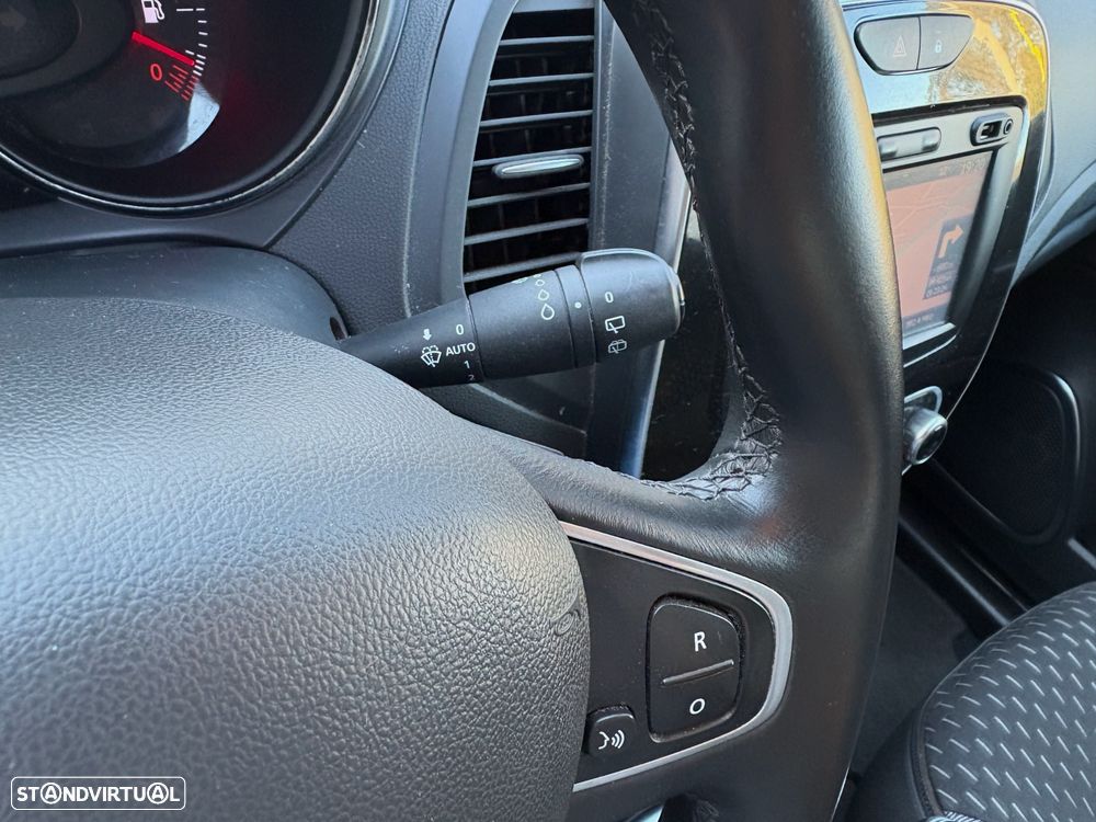 Renault Captur 0.9 TCE Exclusive - 28