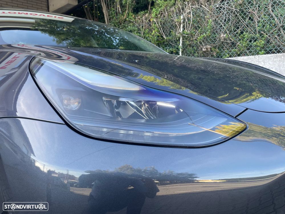 Tesla Model 3 RWD - 16