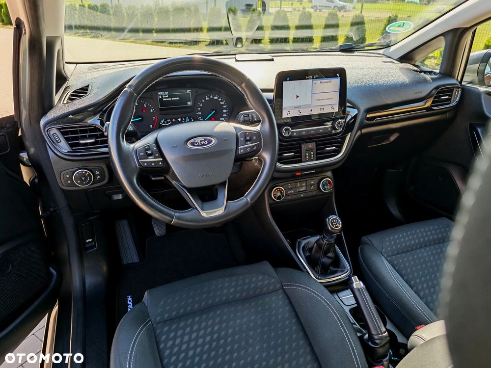 Ford Fiesta - 32