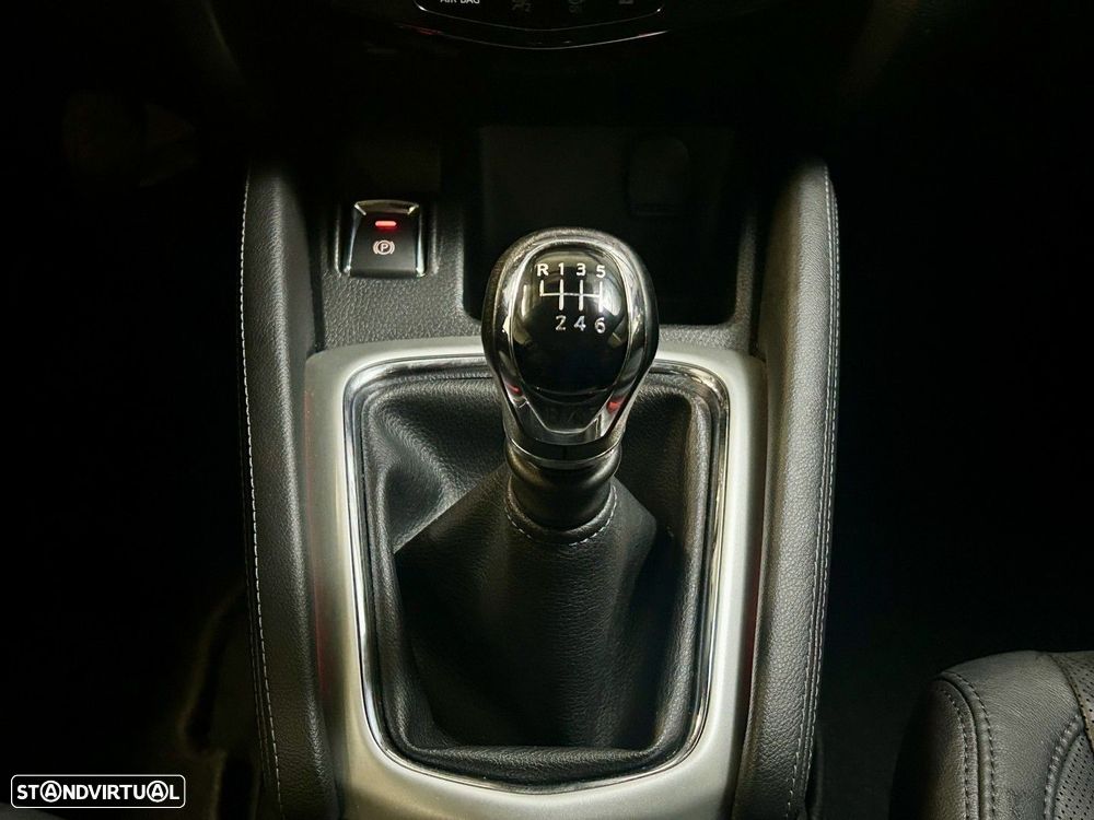 Nissan Qashqai 1.5 dCi Tekna Pele - 22