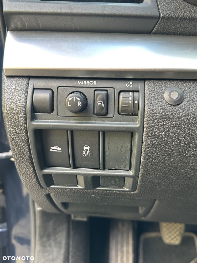 Subaru Legacy 2.0 D Comfort Navi - 16