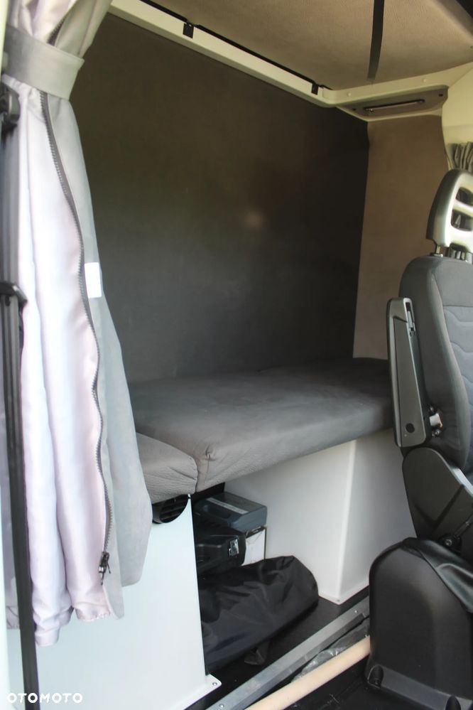Iveco Iveco Daily 72-180 HI MATIC Solówka Firanka Winda - 26