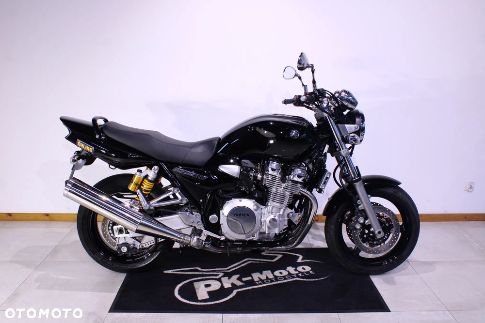 Yamaha XJR