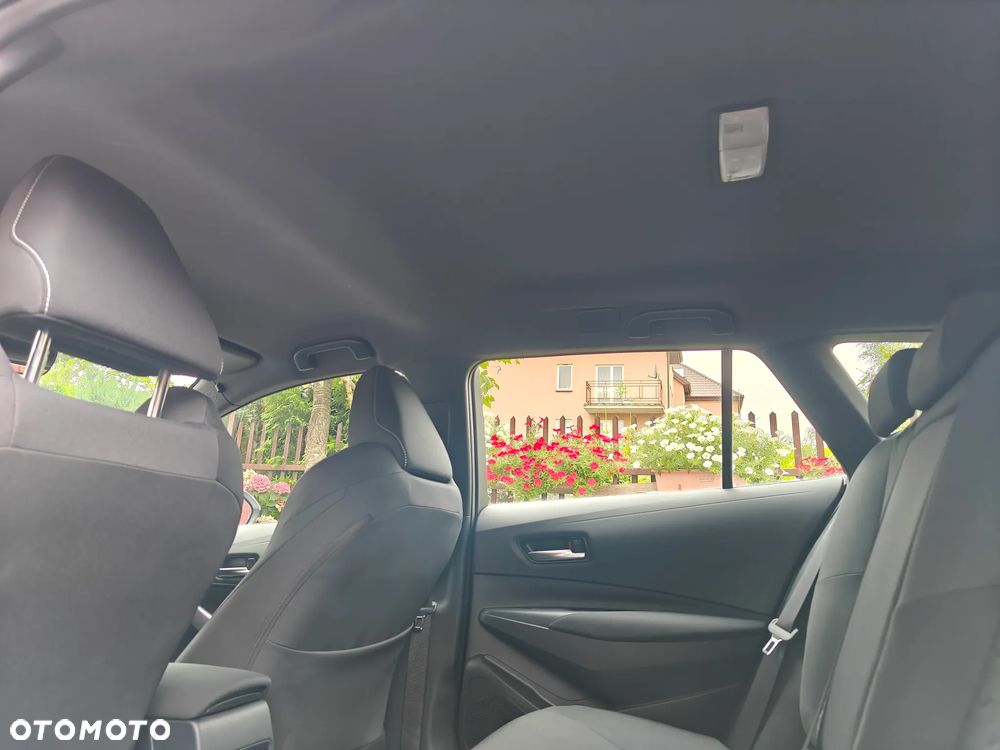 Toyota Corolla 1.8 Hybrid Comfort - 12