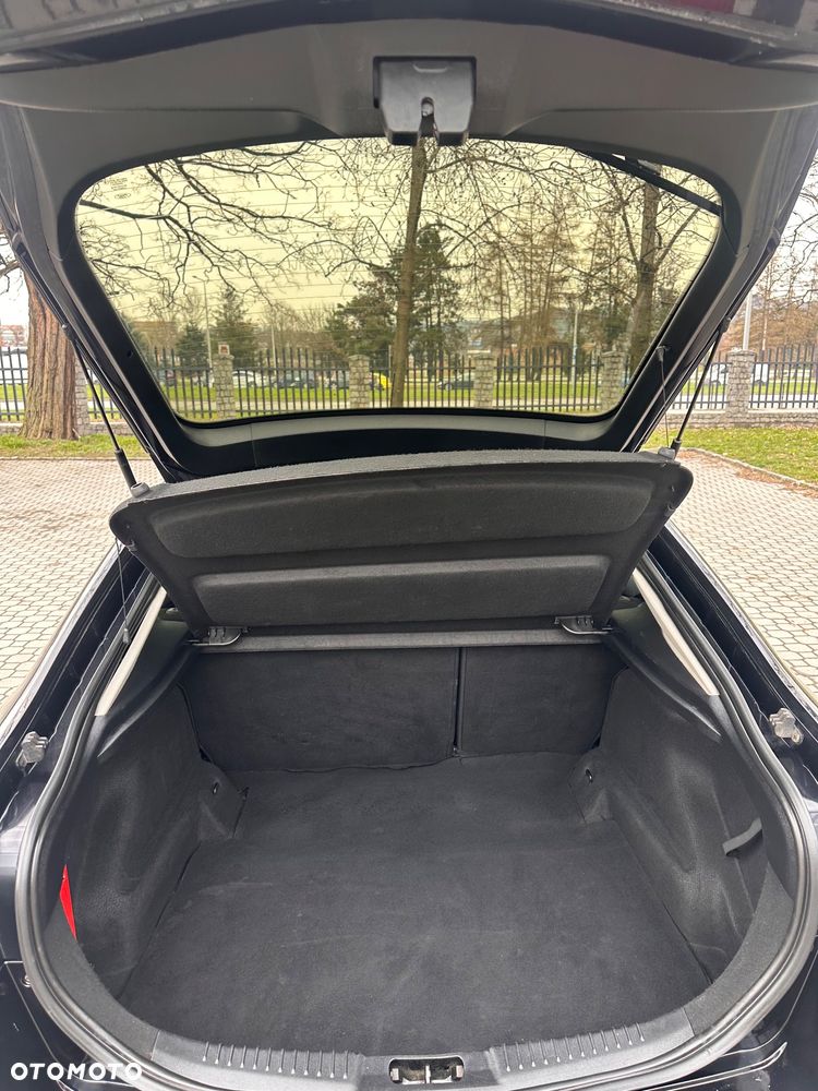 Ford Mondeo 1.8 TDCi Ambiente - 19