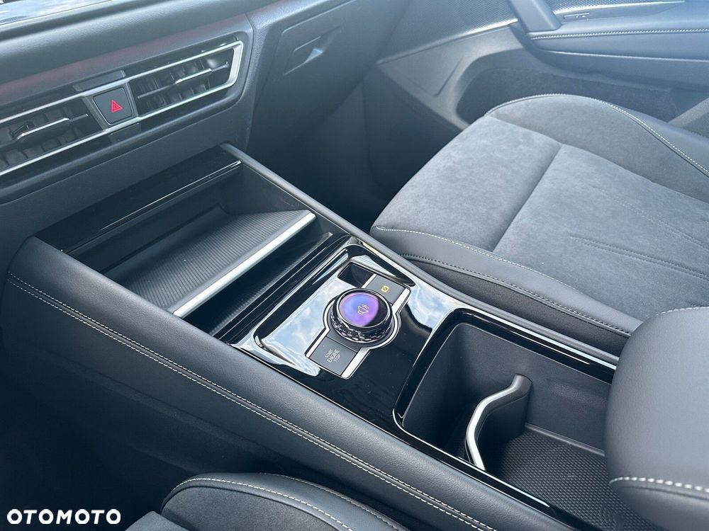 Volkswagen Tiguan - 25