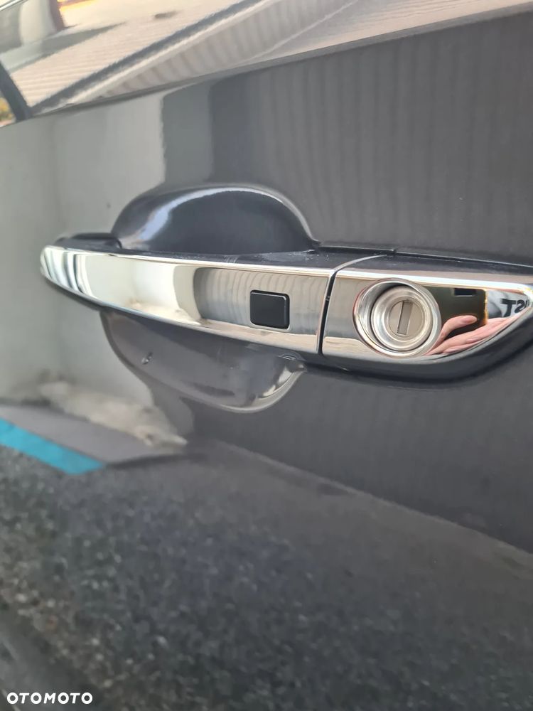 Hyundai Tucson 2.0 CRDI Premium 4WD - 32