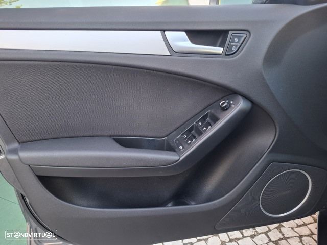 Audi A4 Avant 2.0 TDI Advance - 26