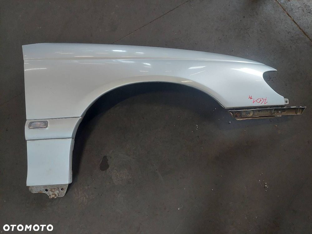 BŁOTNIK PRAWY PRZÓD OPEL OMEGA B FL LIFT Z157 - 1