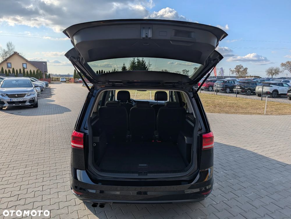 Volkswagen Touran 1.8 TSI (BlueMotion Technology) DSG Highline - 39