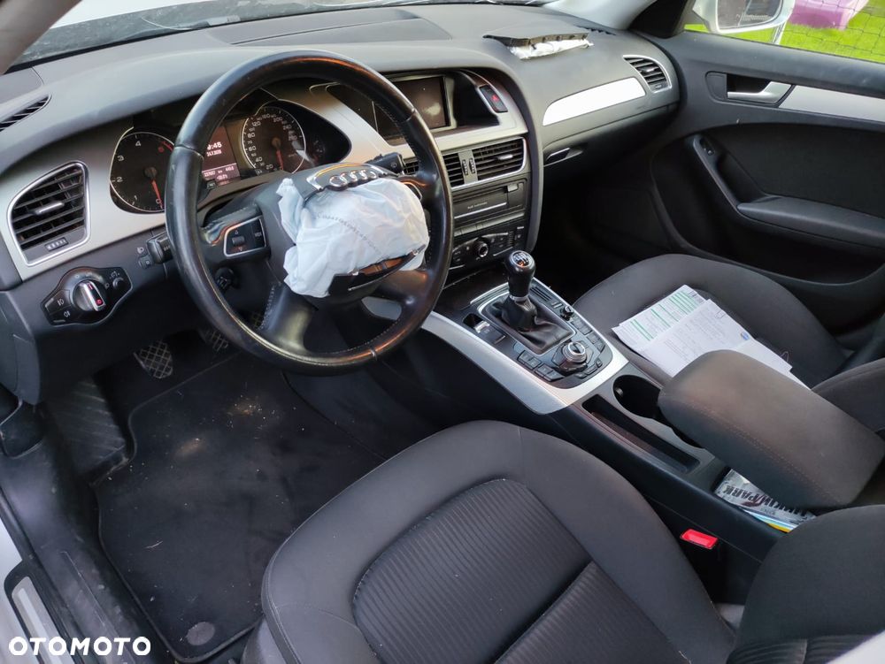 Audi A4 Limousine 2.0 TDI 112g DPF Ambiente - 24